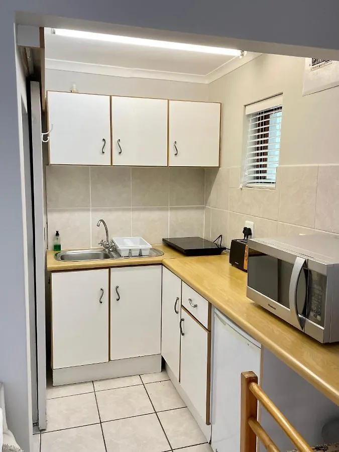 Aberdour Guesthouse 포트엘리자베스 2*,  남아프리카 공화국